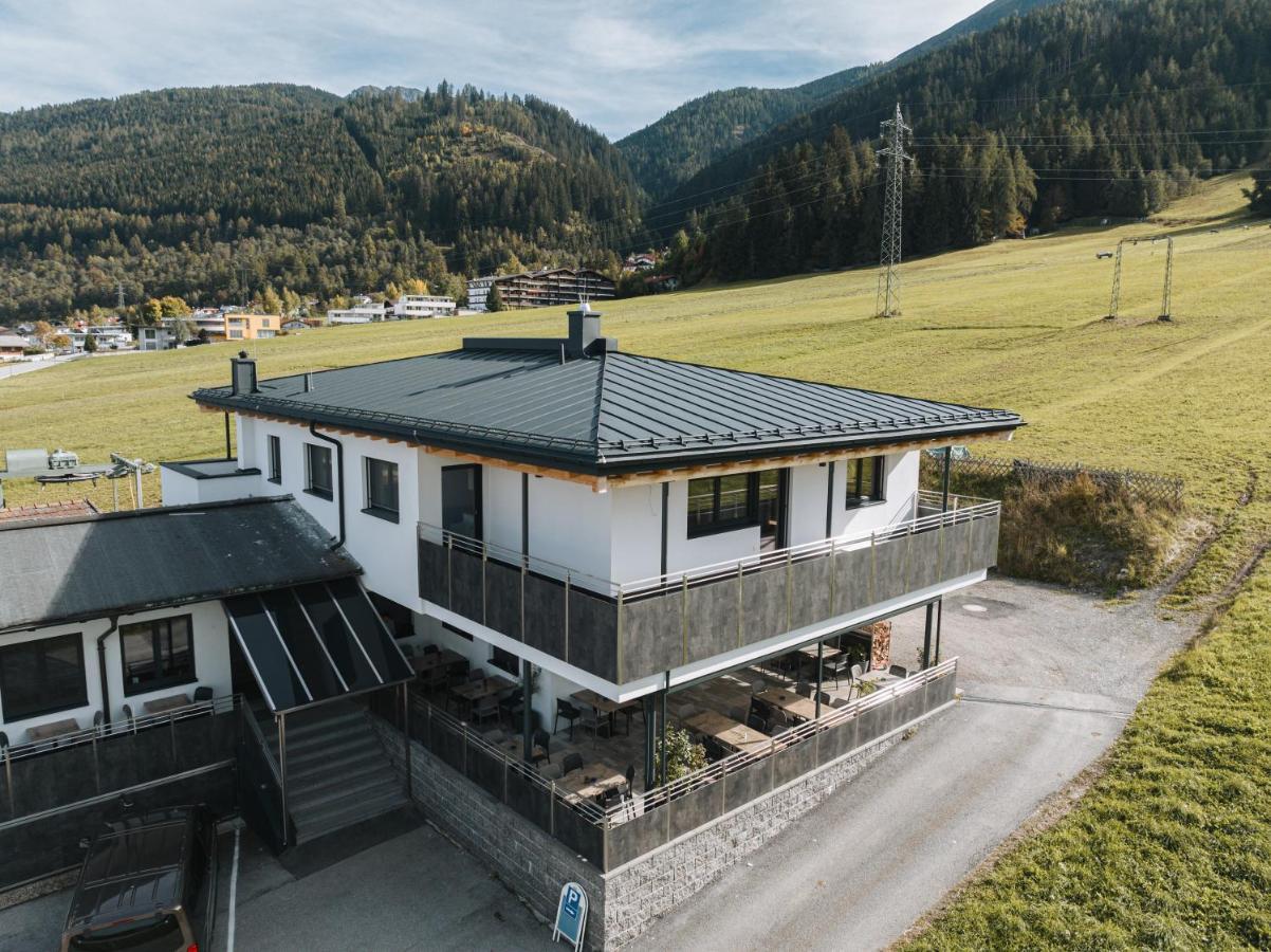 Die Wiesen Apartments Innsbruck Bagian luar foto